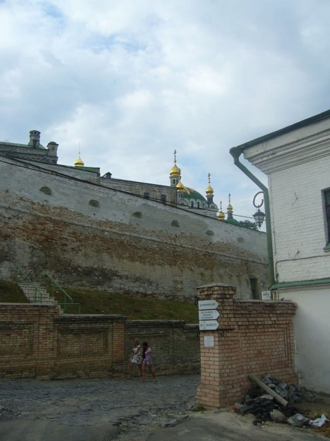 Мирный Киев летом 2010 года. Часть 3. Киево-Печерская лавра.