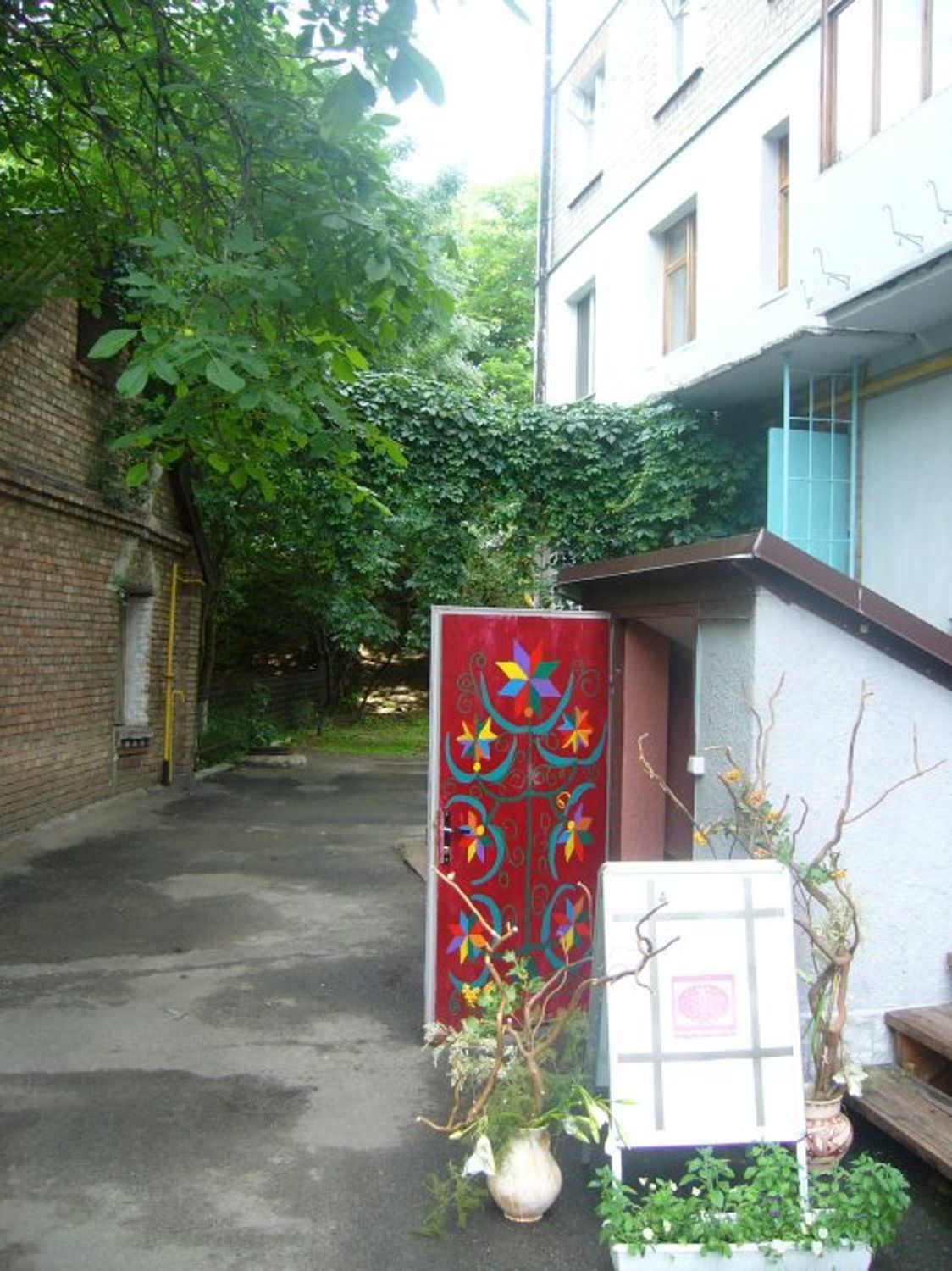 Мирный Киев летом 2010 года. Часть 4. Архитектура, достопримечательности и улицы.