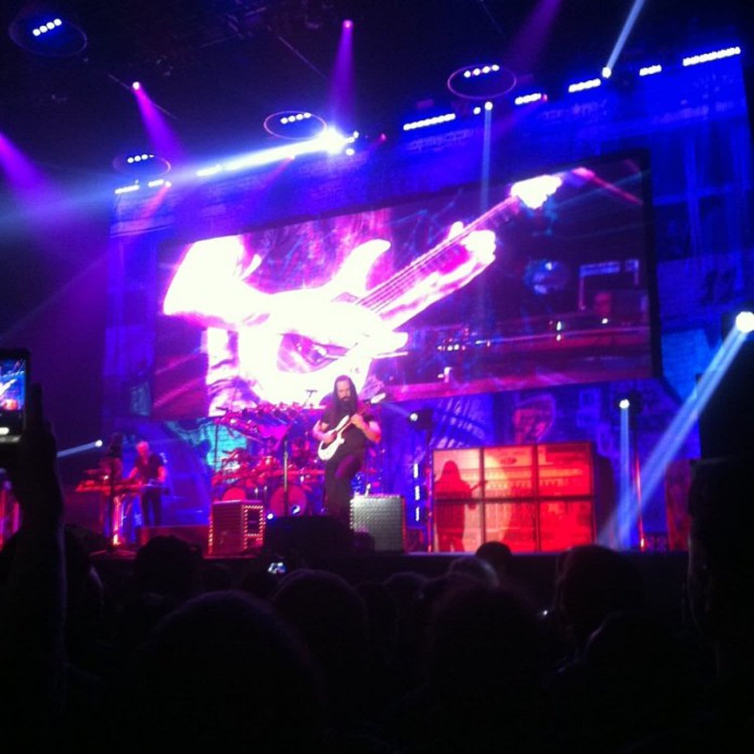    Dream Theater  , 28.02.2014.